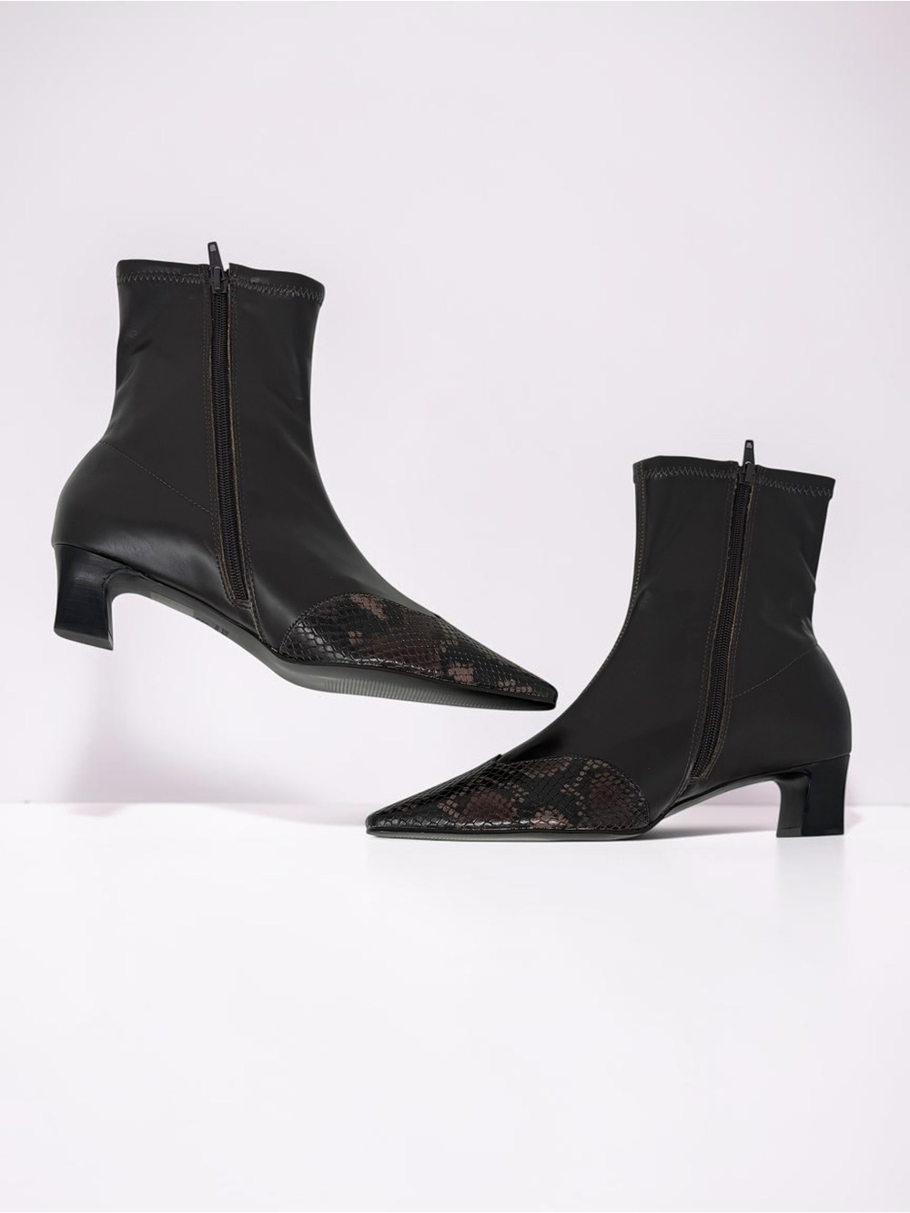 ✨ Anthropologie Maeve Pointed Toe Snakeskin Cap-Toe Stretch Ankle Booties ✨ - Picture 2 of 12